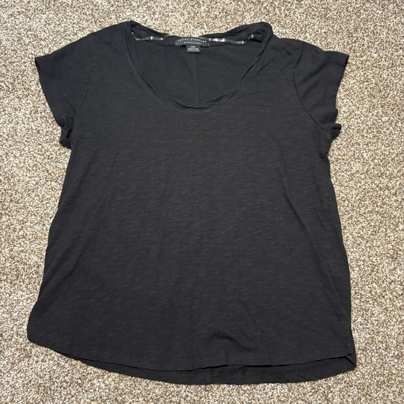 Social by Standard Sanctuary Women’s Medium Black Tee - Picture 2 of 9